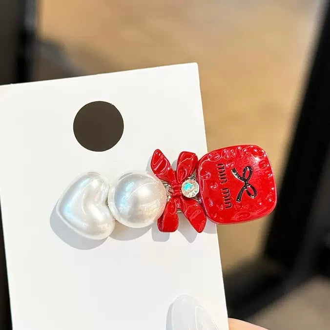 Pearl hair clip