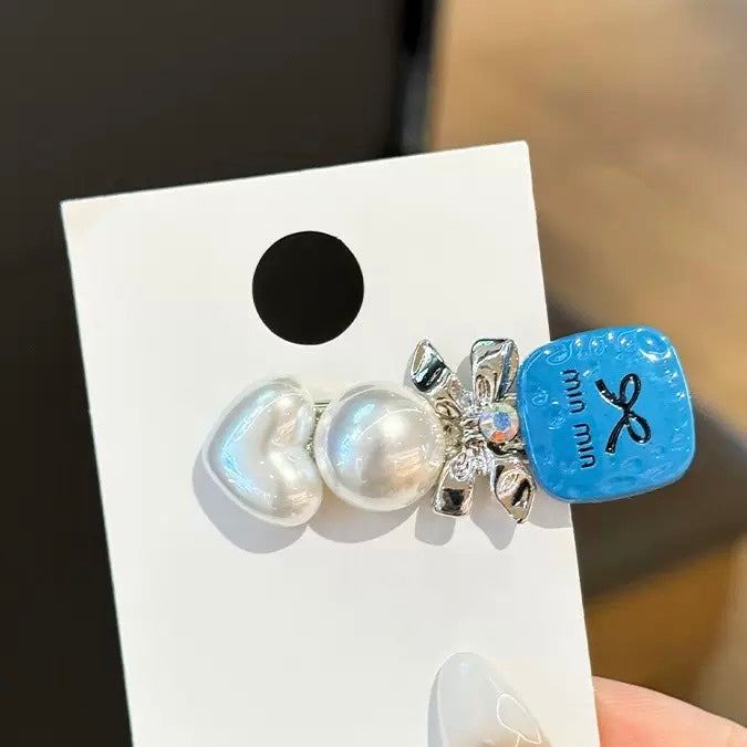 Pearl hair clip