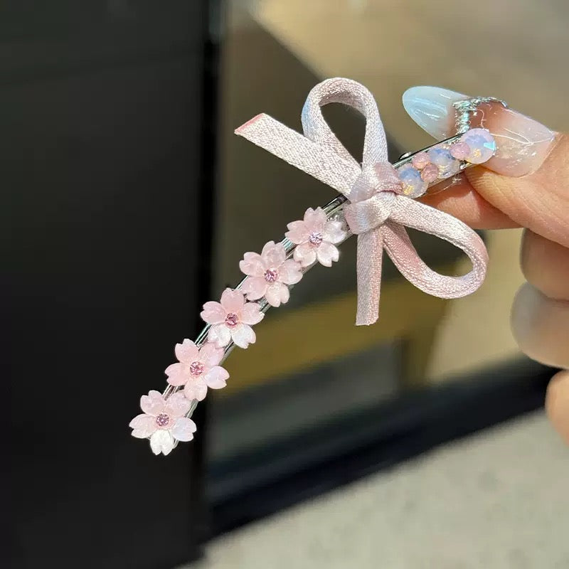 Pink crystal hair clip